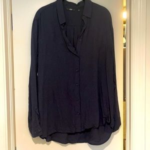 Uniqlo collared button down